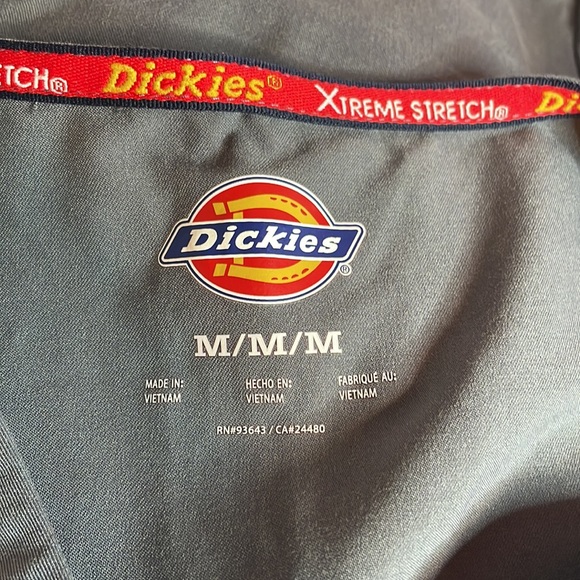 🎉Bundle of Dickies Scrub Jackets and Tops! Pewter Gray in Color! EUC! - Picture 3 of 9